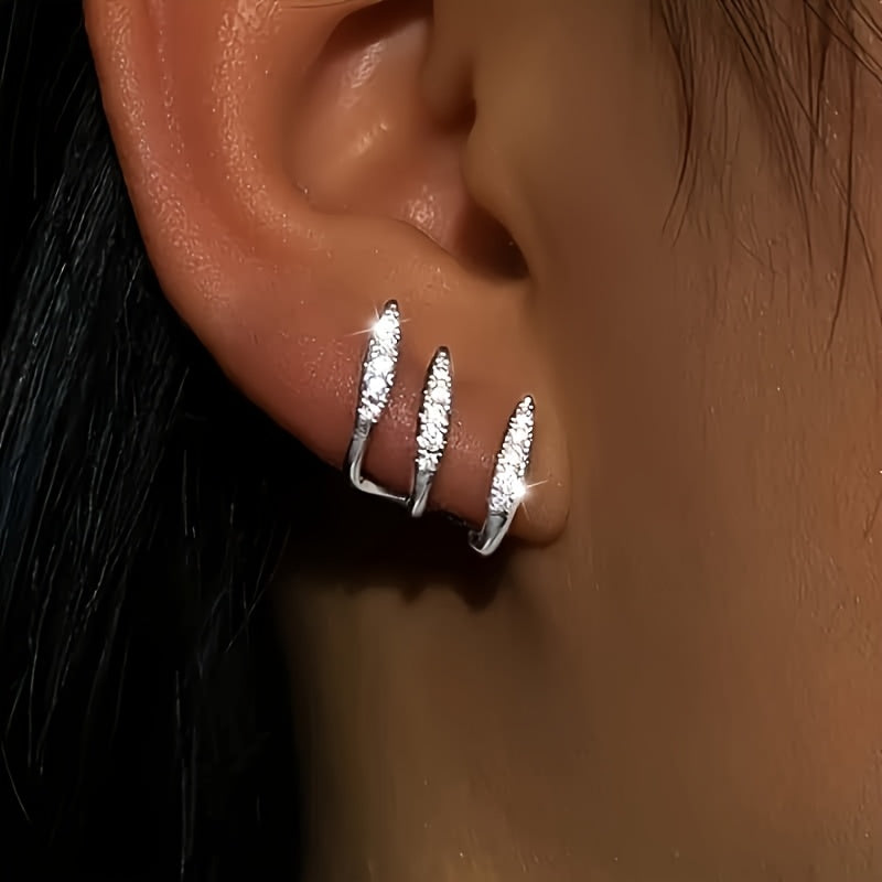 Elegant Women’s Hoop Earrings - Three-Pronged Curved Design, Shiny Metallic Finish, Low Allergy, Perfect for Casual Attire or Gift Giving (Valentine’s Day, Christmas), Quirky Earrings, Best for Christmas